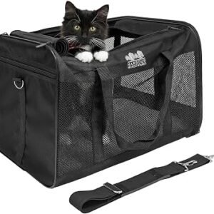 Harbour Housewares Foldable Cat Carrier Bag - Small | Soft Portable Pet Travel Carrier with Shoulder Strap & Fleece Mat, suitable for Cats & Small Dogs